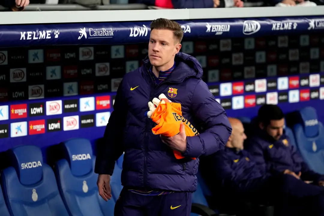 Marc-Andre ter Stegen, que estava no Ajax, foi convocado para a seleção alemã pela primeira vez em um ano. Depois de do…