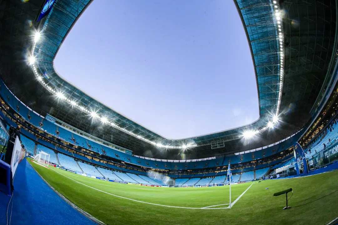 Atlético de Madrid contra Real Madrid às 11h15 em La Liga. Clássico grande que mostra a força da tradição e da rivalida…