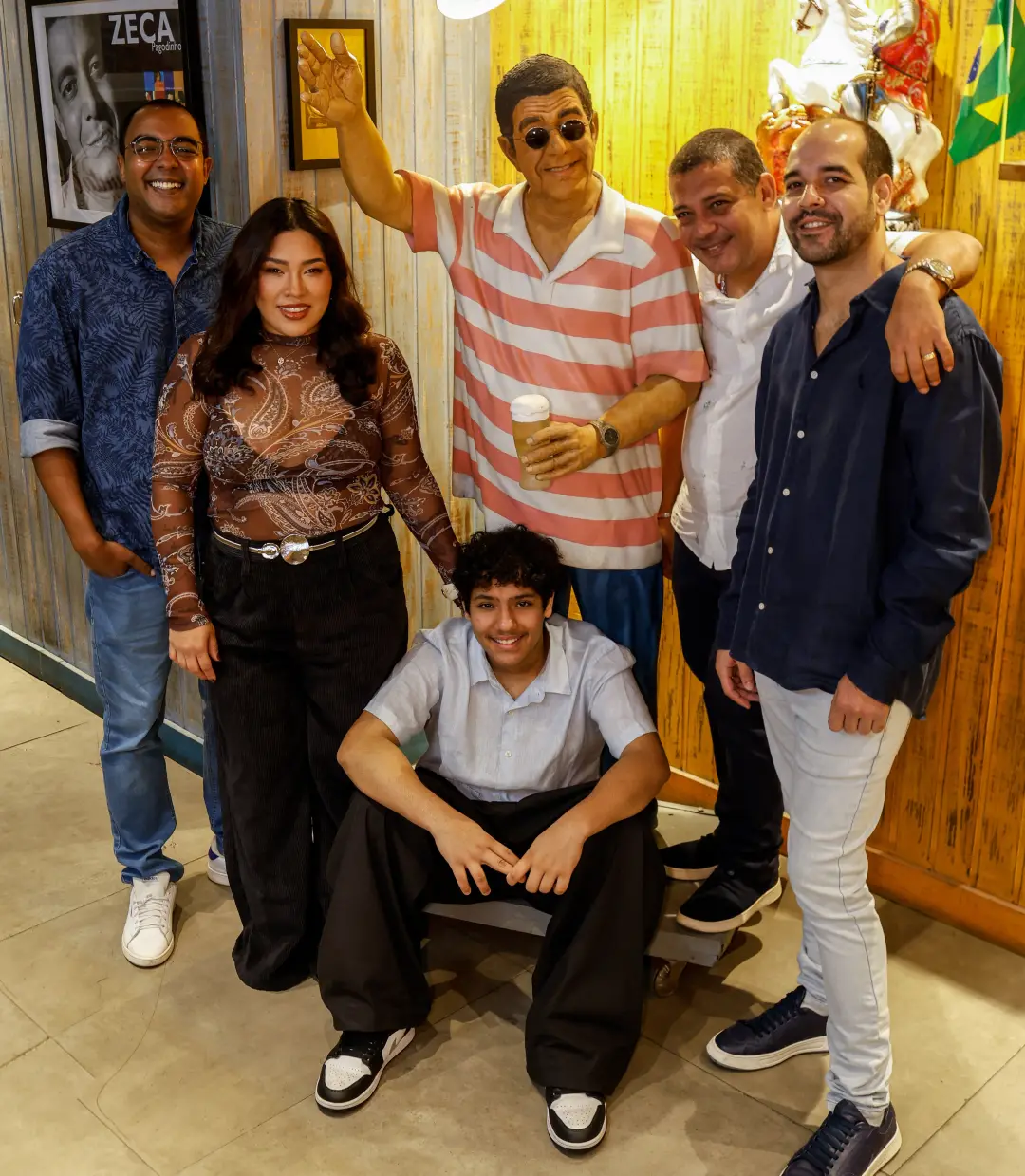 Família Pagodinho vai estrear no Bar do Zeca Pagodinho no Vogue Square na próxima quinta, às 21h. O projeto une filhos,…