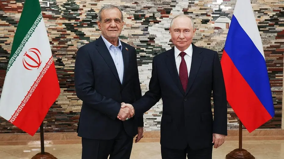 Rússia e Irã traçam um plano de cooperação para 2024 a 2026 com foco em canais financeiros alternativos, energia e comp…