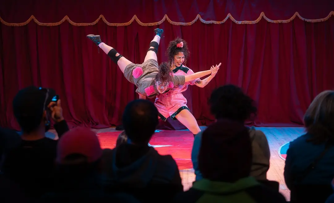 5º Festival Internacional de Circo, de 25 a 27 de setembro, traz companhias do Brasil e do Chile para o Teatro Basileu …