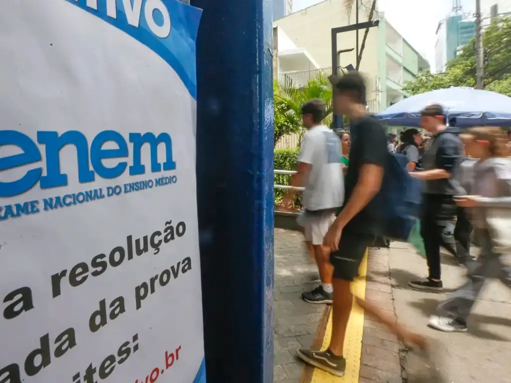 A partir de 2028, o Enem muda com novas matrizes e a redação passa a ter diferentes tarefas de escrita. A ideia é ampli…