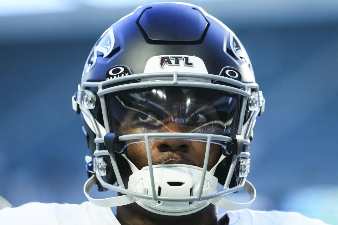 Atlanta Falcons em dilema na posição do quarterback, com Michael Penix Jr. sendo o único que sabe se pode jogar em jogo…