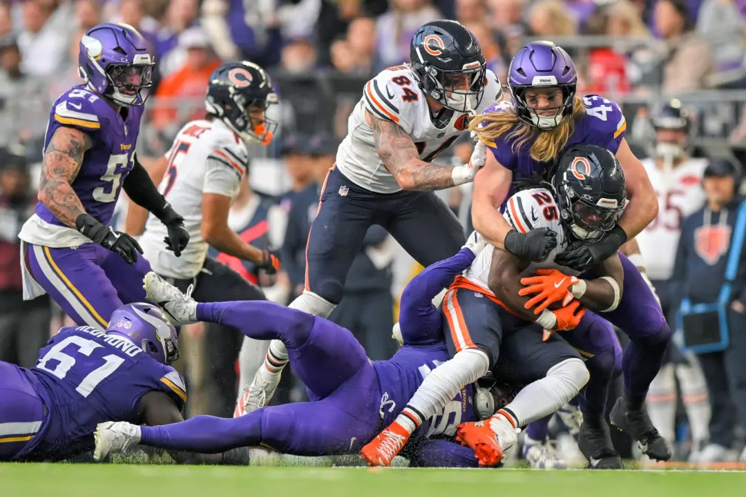 Vikings contra Bears domingo à tarde, jogo da NFL sem precisar pagar nada para assistir. É bom conseguir curtir o jogo …