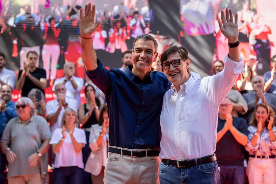 Pedro Sánchez acusa PP e Vox de deslealdade em ato de Gavà, Barcelona. A repetição de crises, de Ceuta à pandemia, é vi…