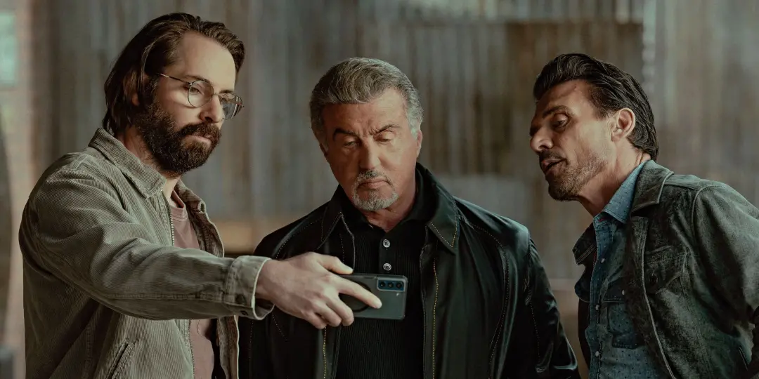 Quarta temporada de Tulsa King estreia dia 16 de outubro na Paramount+. Sylvester Stallone volta como Dwight Manfredi l…