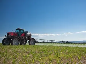 Brasil, fiador alimentar do mundo, tem uma dependência de insumos. Essa posição de gigante alimentar é frágil porque de…