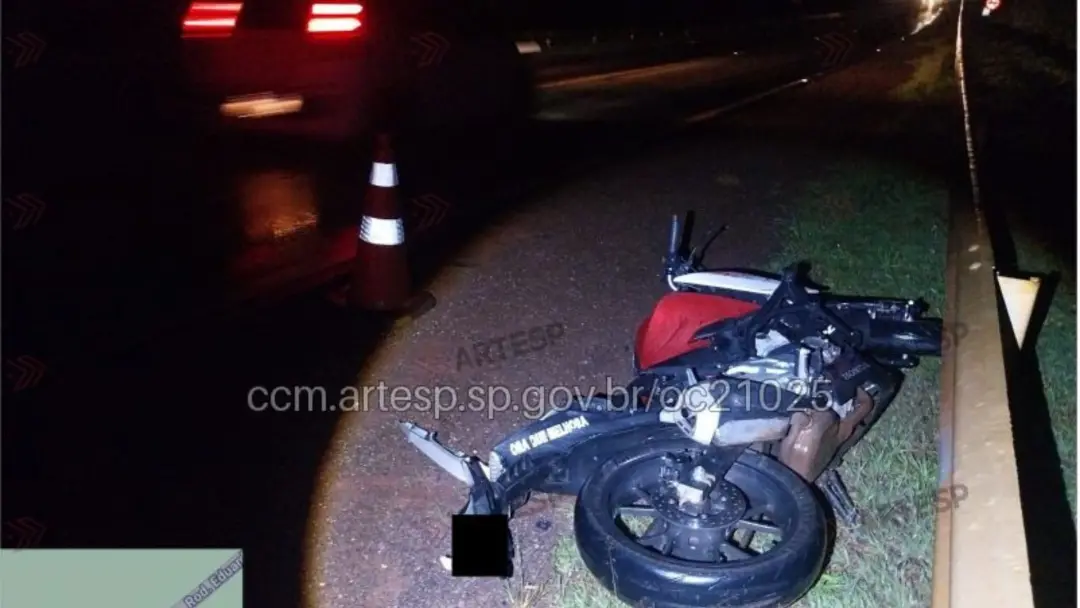 Na noite de sábado, um motociclista morreu depois de ser atingido por um carro na SP 255, em Itaí. O motorista fugiu se…