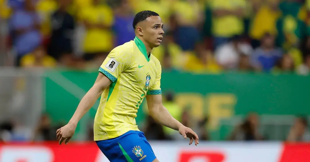 Vanderson foi chamado por Ancelotti para os amistosos contra Austrália e Índia, substituindo Wesley, que sofreu lesão. …