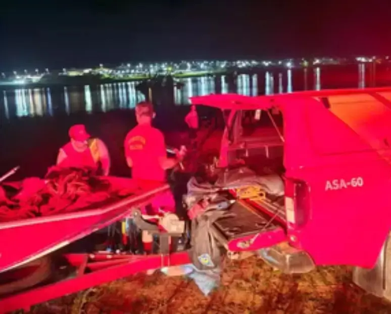 Lago das Brisas, em Buriti Alegre, teve corpo de criança de 4 anos resgatado após dois dias de busca subaquática. A dif…