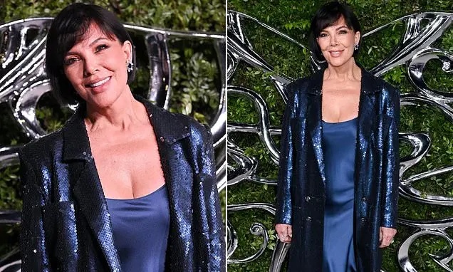 Kris Jenner, depois de um facelift de 100 mil dólares em Los Angeles, apareceu mais jovem no evento do Museu Lucas. O c…