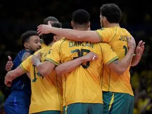 Brasil vence Argentina e garante a vaga olímpica no vôlei masculino. É um resultado que reflete a força e a dedicação d…