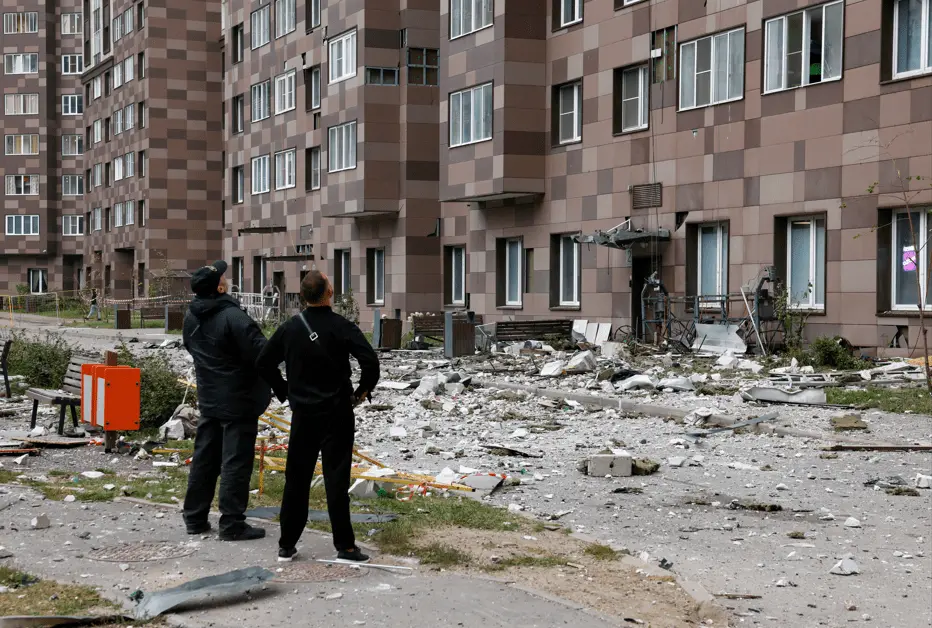 Três mortes em Moscou, ataque de drones ucranianos em dia de eleição. O ataque, que atingiu a região, mostra a persistê…