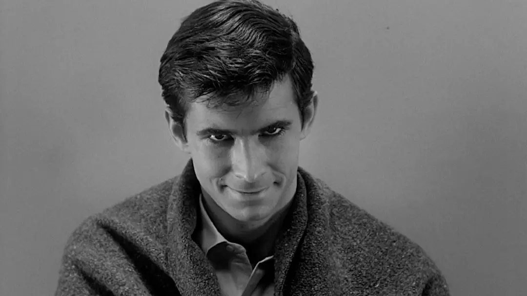 Psycho, obra de Alfred Hitchcock, mudou o cinema ao matar o protagonista aparente cedo e mostrar o ponto de vista de um…