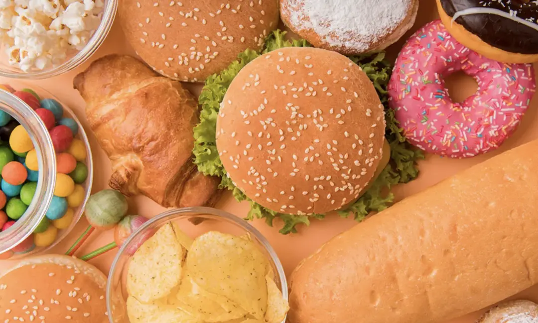 Nutricionista da USP esclarece a diferença entre ultraprocessados e industrializados. Muita gente acha que todo industr…