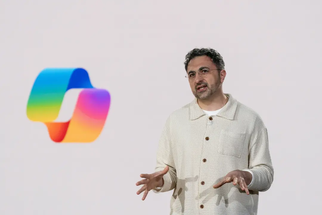 Mustafa Suleyman da Microsoft disse que não podemos usar a China como desculpa para não criar regras de segurança em IA…