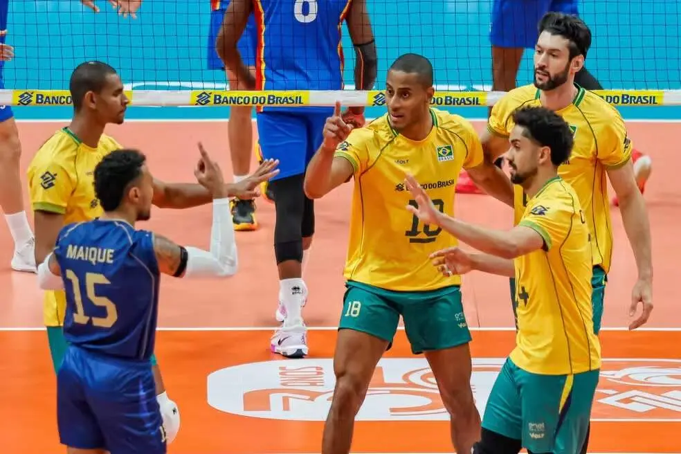 Seleção Brasileira de Vôlei vence a Argentina por 3 sets a 0, garantindo vaga nas Olimpíadas de Los Angeles 2028 no Rio…