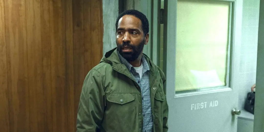 Ted Lassois voltou ao topo, sendo o programa mais assistido da Apple TV com a quarta temporada continuando e quase mil …