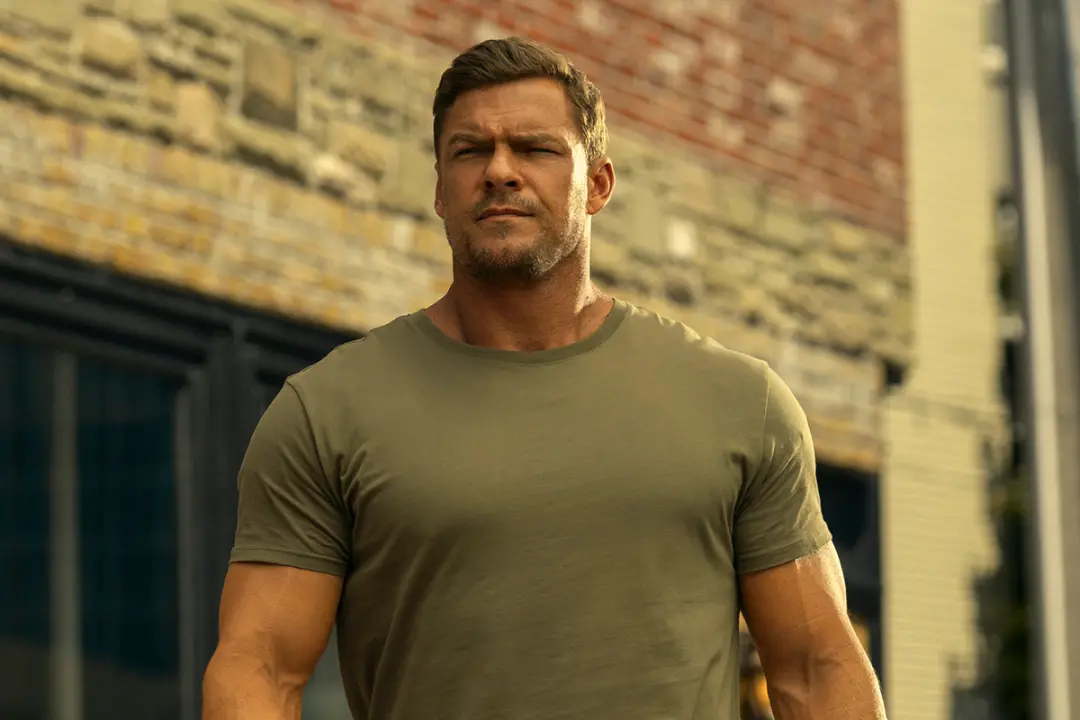 Alan Ritchson planejou adaptar o livro Die Trying da saga Jack Reacher antes de uma reeleição. A ideia mostra como os p…
