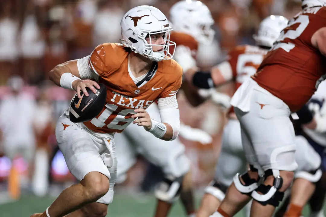 Em Austin, Texas, o Texas Longhorns venceu o UTSA por 30 a 6. A defesa segurou a ofensiva do UTSA com apenas 70 jardas …