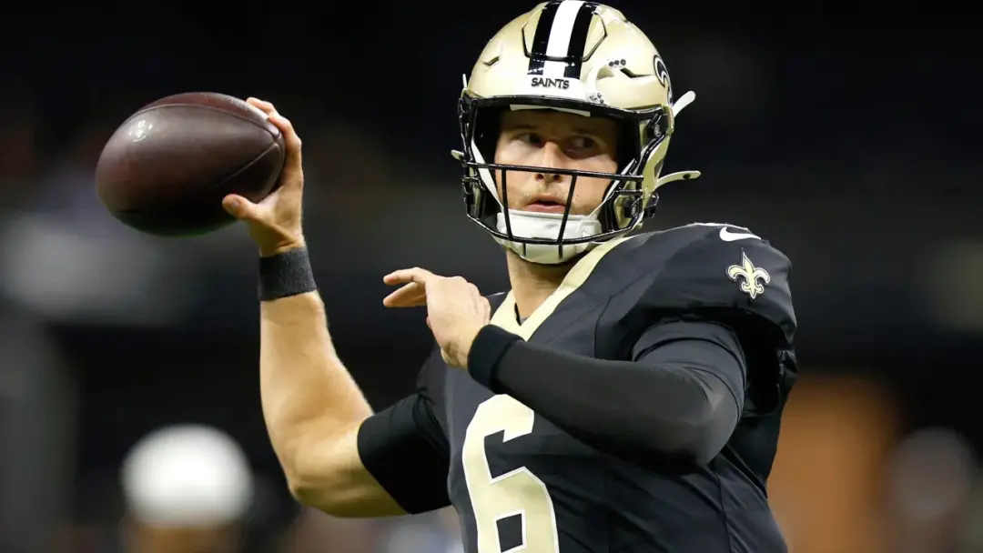 Novo Orleans venceu Baltimore por 24 a 17 fora de casa, e o touchdown de Tyler Shough na linha de gol gerou debate. A j…