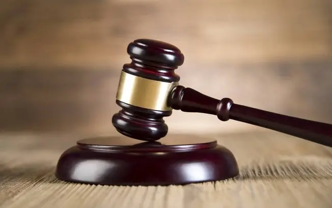 Em Morrinhos, Goiás, um casal foi condenado a mais de 360 anos de prisão por crimes contra crianças. A pena alta reflet…