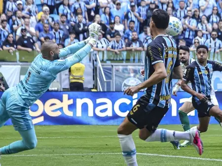 Trinta e uma finais do Palmeiras sem gols, e o auxiliar reconhece falta de eficácia. Parece que o time ainda tem muito …