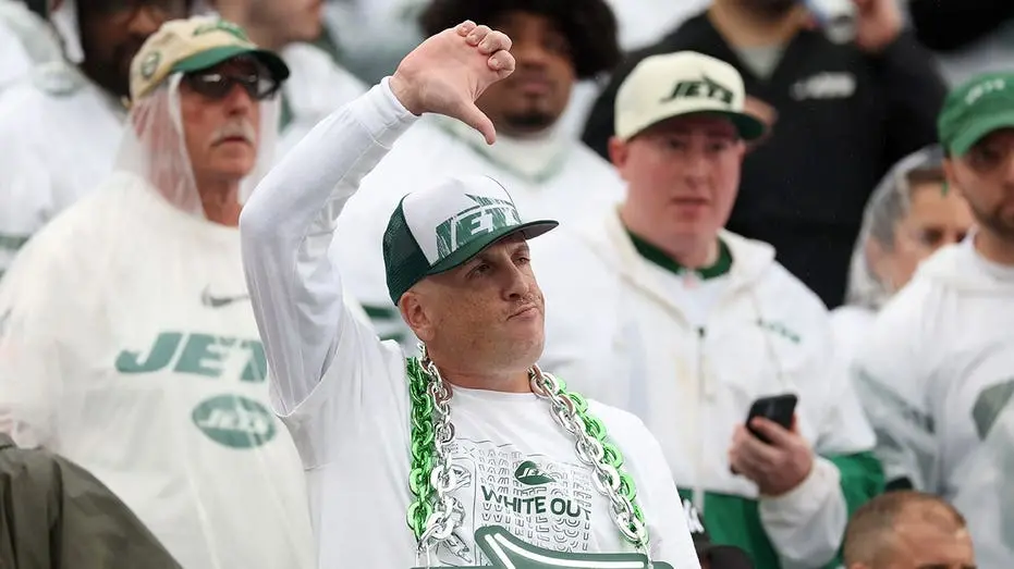 Green Bay Packers venceram New York Jets por 20 a 17 em horas extras no MetLife Stadium. A virada aconteceu com 13 pont…