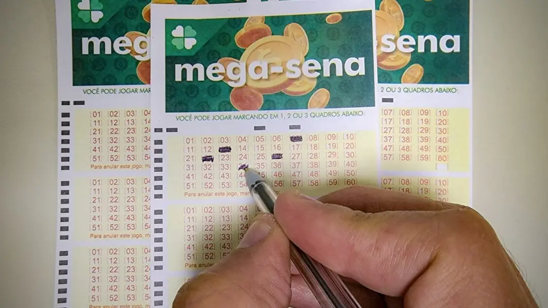 Mega-Sena acumula e vai pagar 32 milhões na próxima quarta-feira, pois ninguém acertou as 6 dezenas do concurso 3060 em…