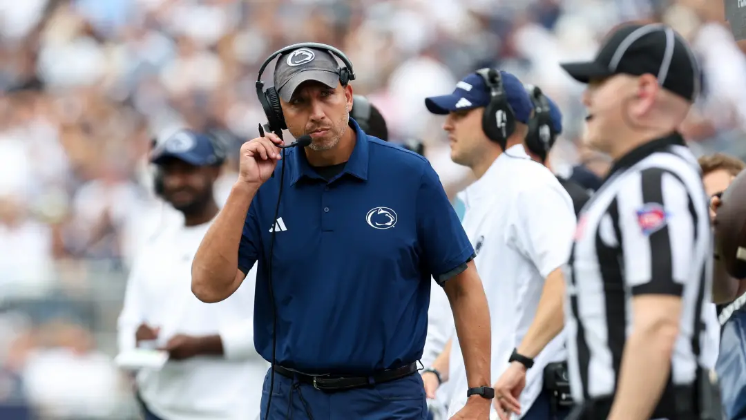 Penn State cedeu 413 jardas de corrida em uma única derrota, mostrando que a defesa não está pronta para a Big Ten. A a…