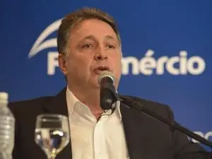 Advogado de Garotinho aparece como autor de parecer do MP Eleitoral por desistência. A movimentação mostra como process…