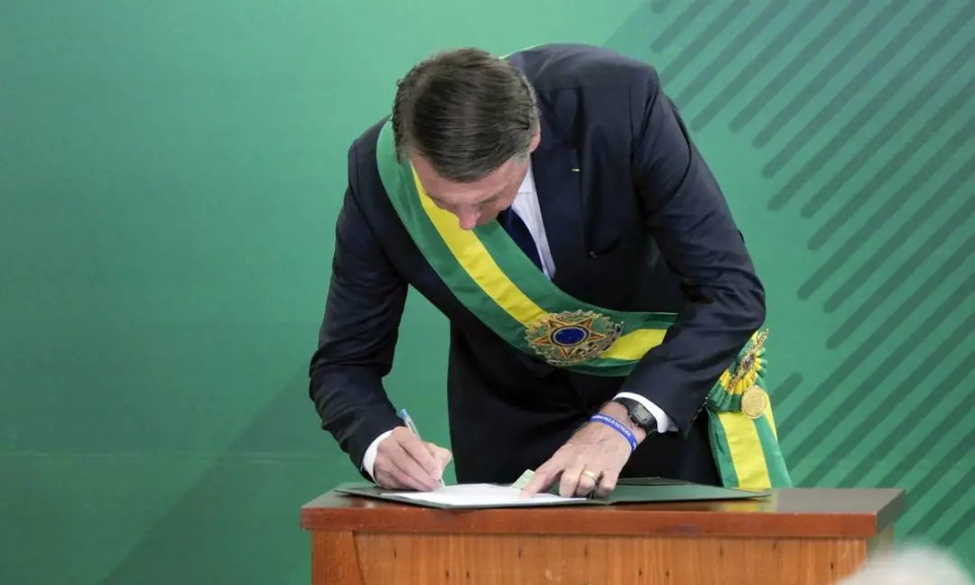 Valdemar Costa Neto fala em Jair Bolsonaro como forte candidato em 2030. Ponderar esses cenários futuros mostra o ciclo…