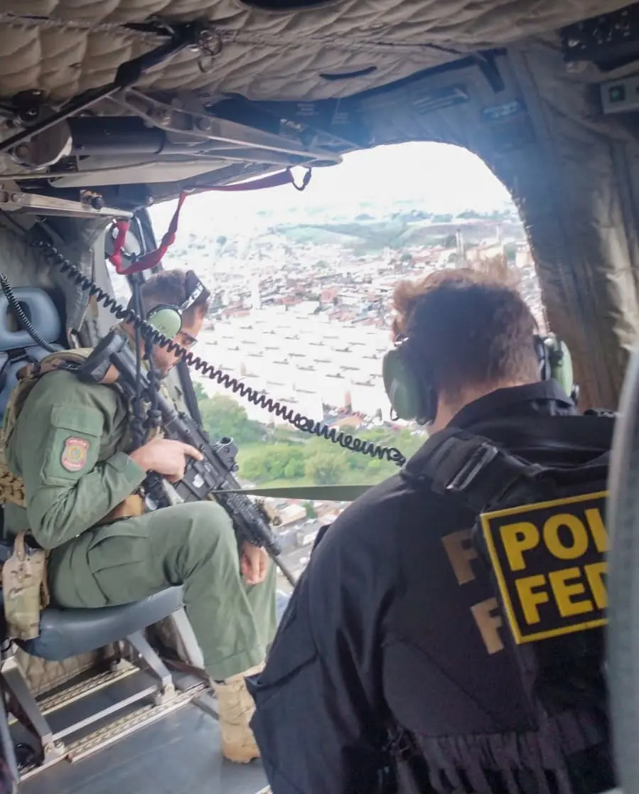 Operação Cross Targets contra grupo suspeito de mandar cocaína pelo Aeroporto de Guarulhos cumpriu 21 prisões e 29 busc…