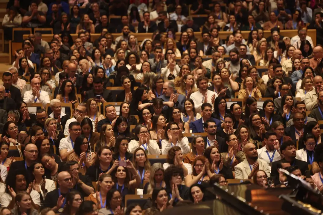 Vinte e quatro professores de Marília foram homenageados no Prêmio Professor Nota 1.000, reconhecendo o desempenho dos …