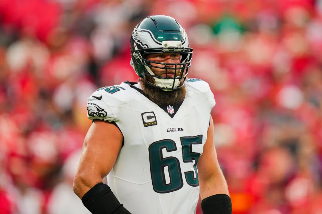 Lane Johnson, um jogador com seis Pro Bowls e dois All-Pro selecionados, anunciou aposentadoria imediata do Philadelphi…