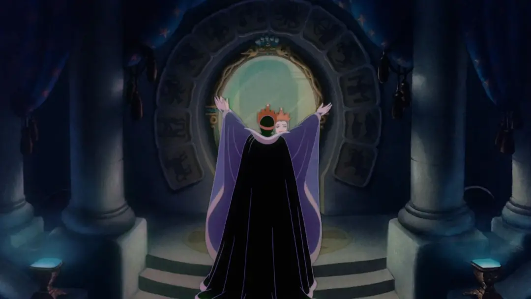 A fala mais icônica da Disney, a cena da Branca de Neve, muita gente usa a frase Mirror, mirror on the wall, who’s the …