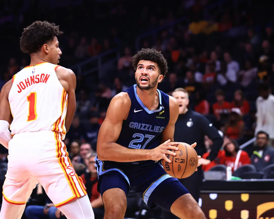 Boozer fez estreia com sucesso, marcando 11 pontos, 5 rebotes e 4 assistências no jogo de pré-temporada do Memphis Griz…