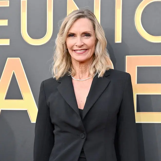 Liz Gateley, cofundadora de Laguna Beach, confirmou a polêmica sobre os atores serem muito jovens na série. É important…