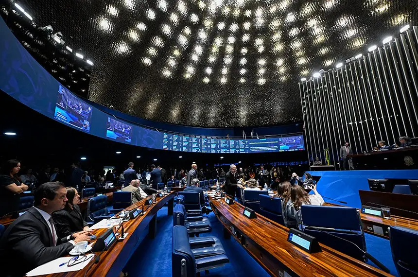 PL elegeu 19 senadores e com isso o grupo ganha força para se aproximar do quórum de 54 votos para impeachment de minis…