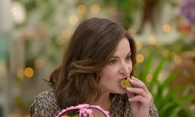 Nigella Lawson, juíza do Bake Off, recebe elogios por sua abordagem alimentar e por impulsionar uma revolução na alimen…