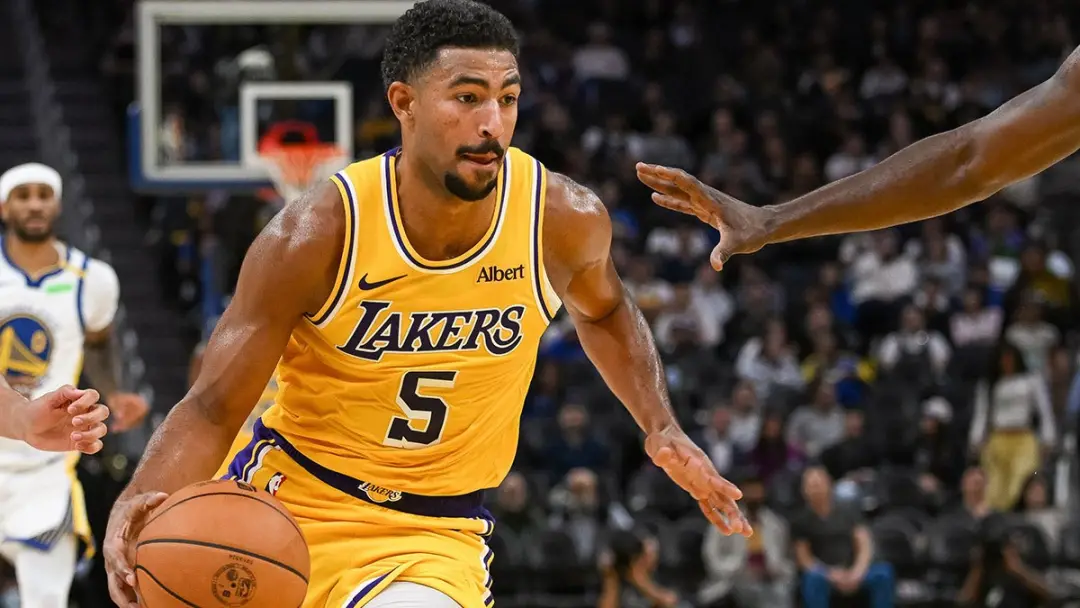 Lakers perderam para Golden State Warriors em 124 a 98 no preseason no Chase Center. O JJ Redick falou que tá impressio…