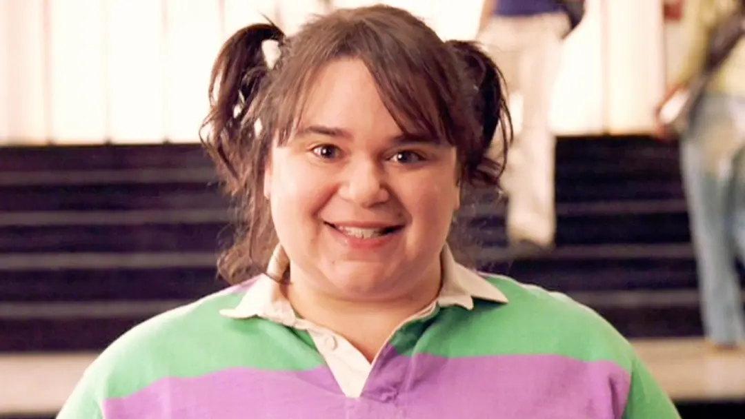 Jan Caruana interpreta Emma no filme Mean Girls de 2004, junto com Lindsay Lohan e Rachel McAdams. O fato é que a perso…