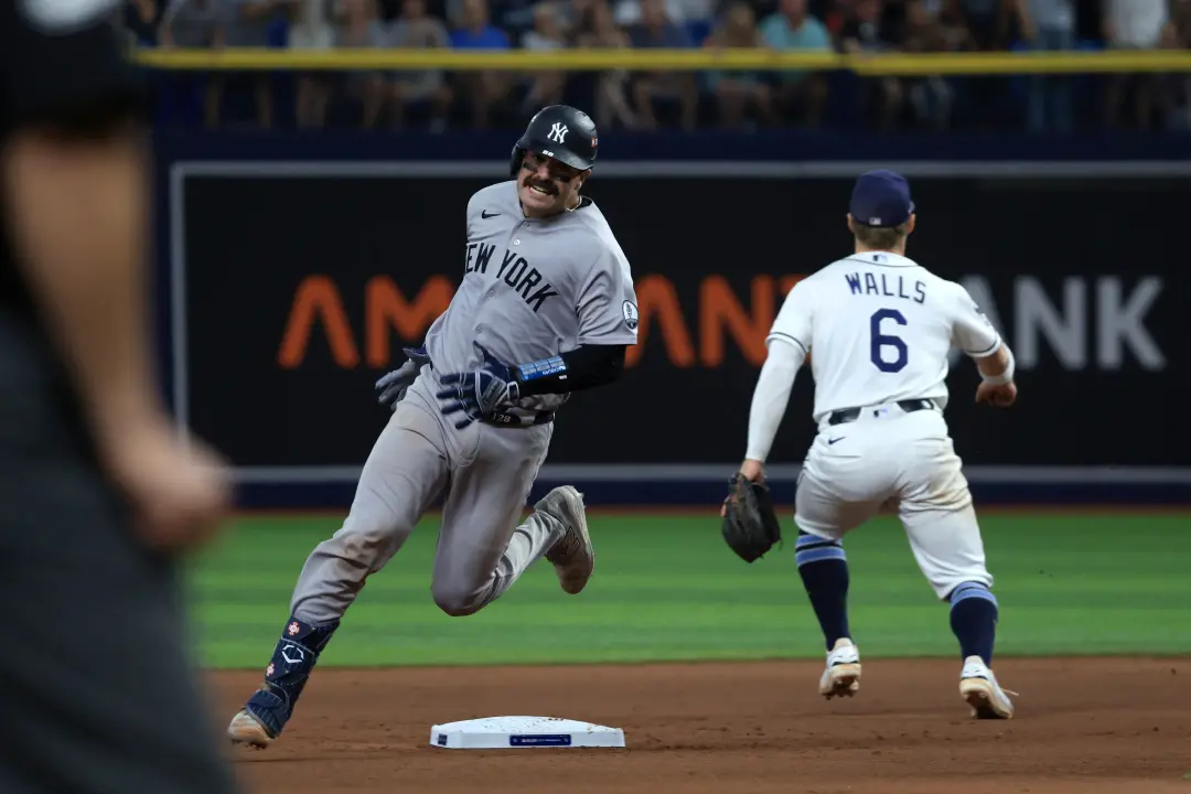 Bronx Bombers na beira da eliminação na American League Division Series. Os fundamentos ruins do time apareceram contra…