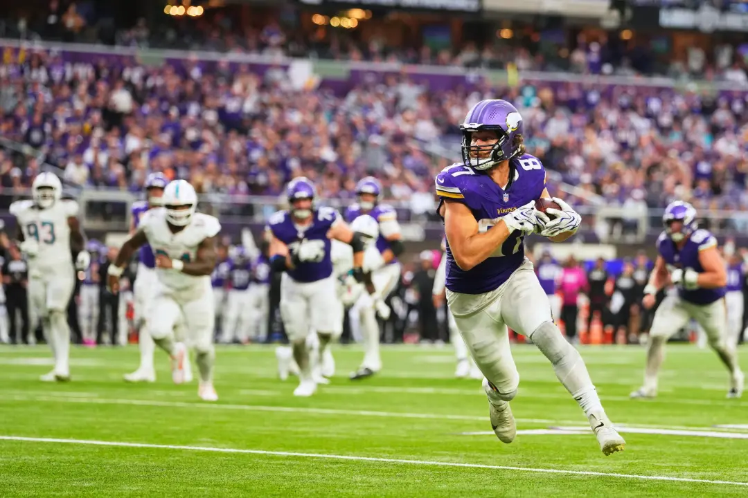 Minnesota Vikings venceu mais um jogo, ficando entre três times invictos na NFL. A jogada ofensiva final de Hockenson, …