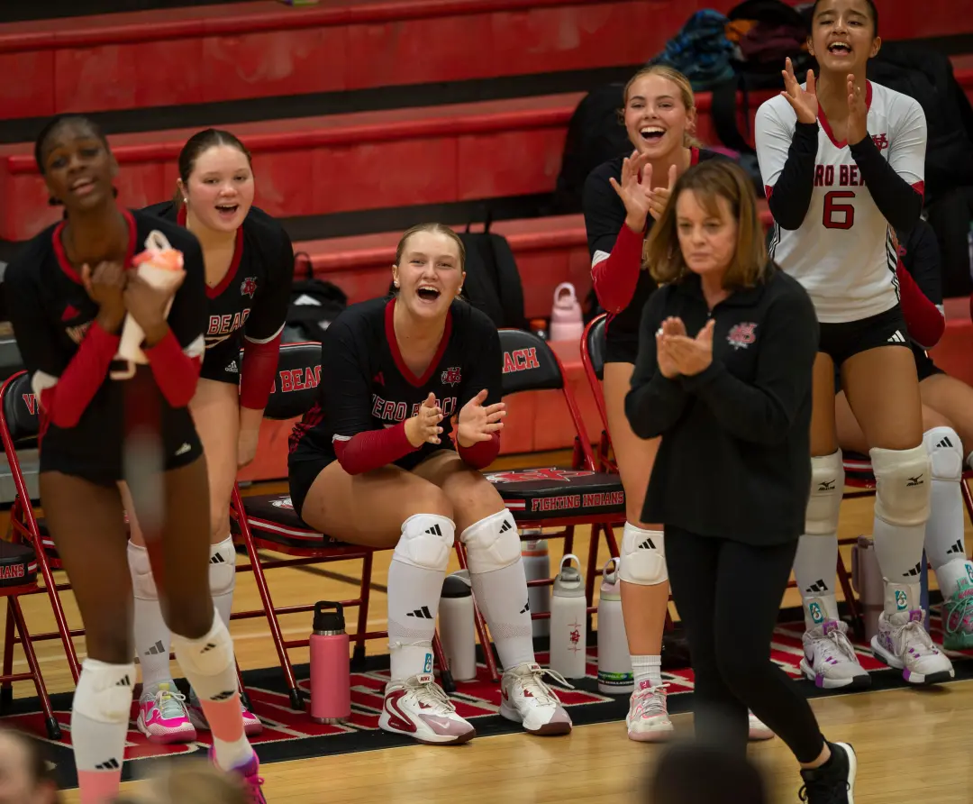 Vero Beach High School não garante vaga na fase pós-temporada depois da temporada regular. A equipe ganhou cinco jogos …