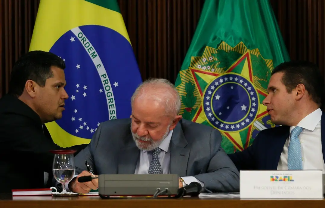 Queda de 89% nas audiências do Presidente com o Congresso no terceiro mandato. Isso mostra uma mudança na dinâmica do E…