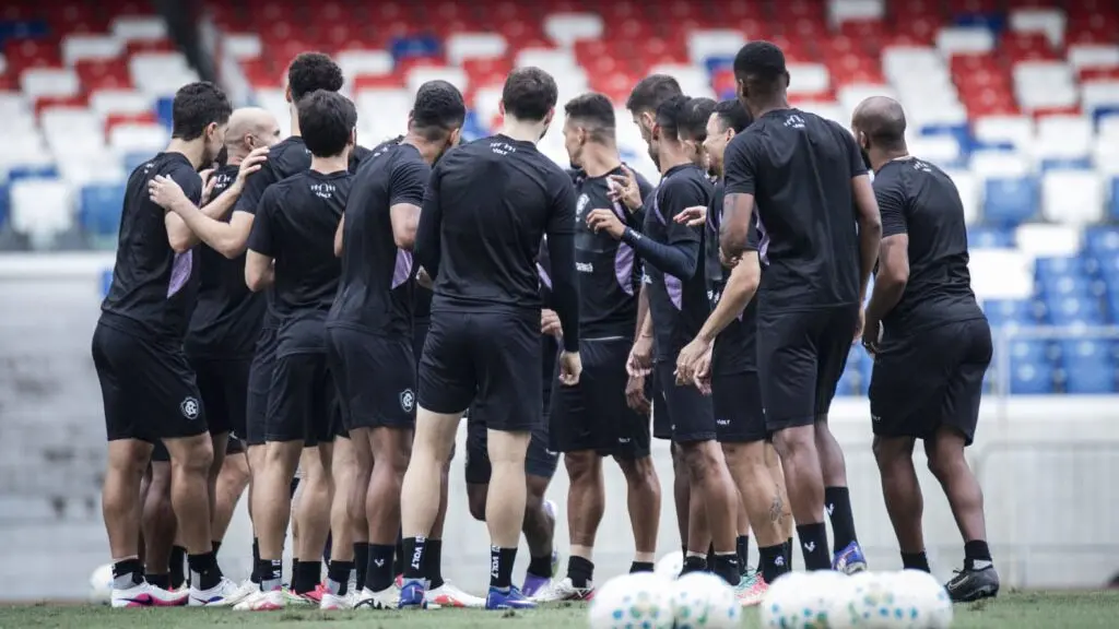 Jajá tá relacionado para o jogo do Remo contra o Grêmio, após se recuperar de lesão, mas a titularidade ainda não tá ga…
