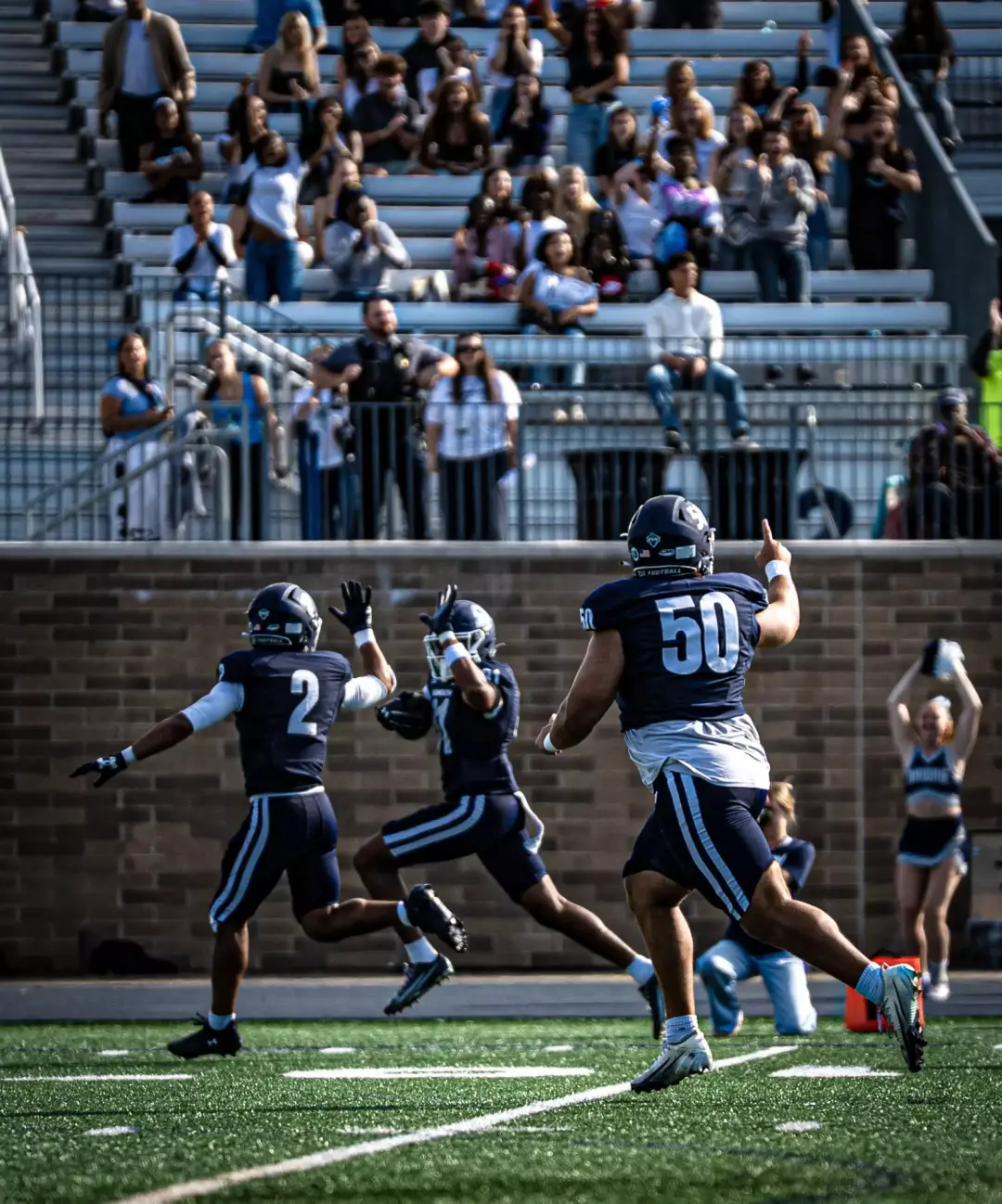 Monmouth tá em primeiro na CAA com 4-2 e no Top 25 do FCS depois de vencer o Towson por 41 a 40. Essa consistência most…