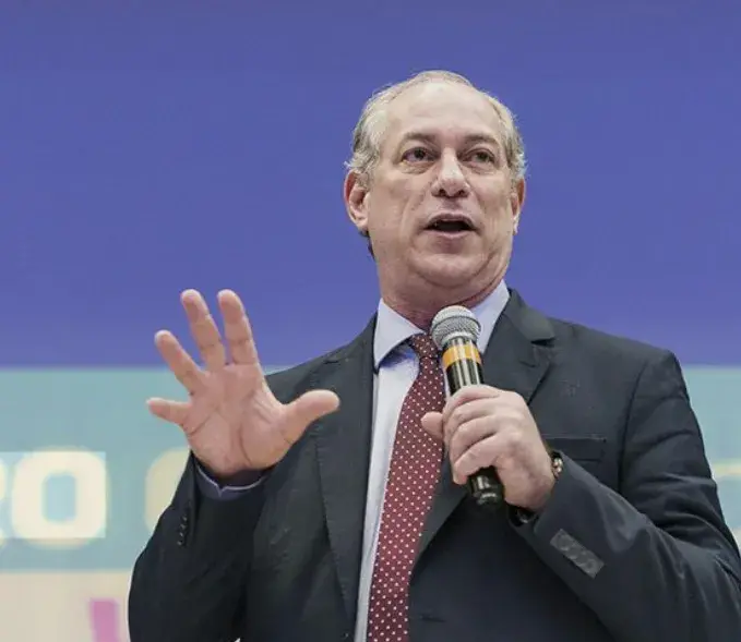 Ciro Gomes contesta a vitória de Elmano de Freitas no Ceará, alegando que foram roubados e apontando decisão do ministr…