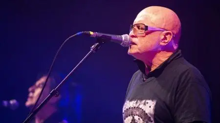 A Flock of Seagulls fez show em São Paulo relembrando os anos 80. É interessante ver essa nostalgia chegando em grandes…